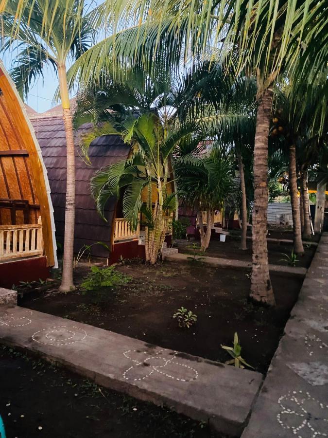 Oktavia Bungalows Gili Air Exterior photo
